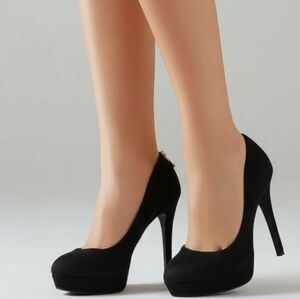 High heels shoes
